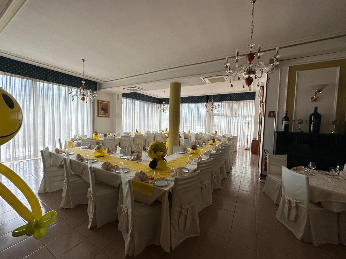 Cristal Hotel Manocalzati Exterior photo